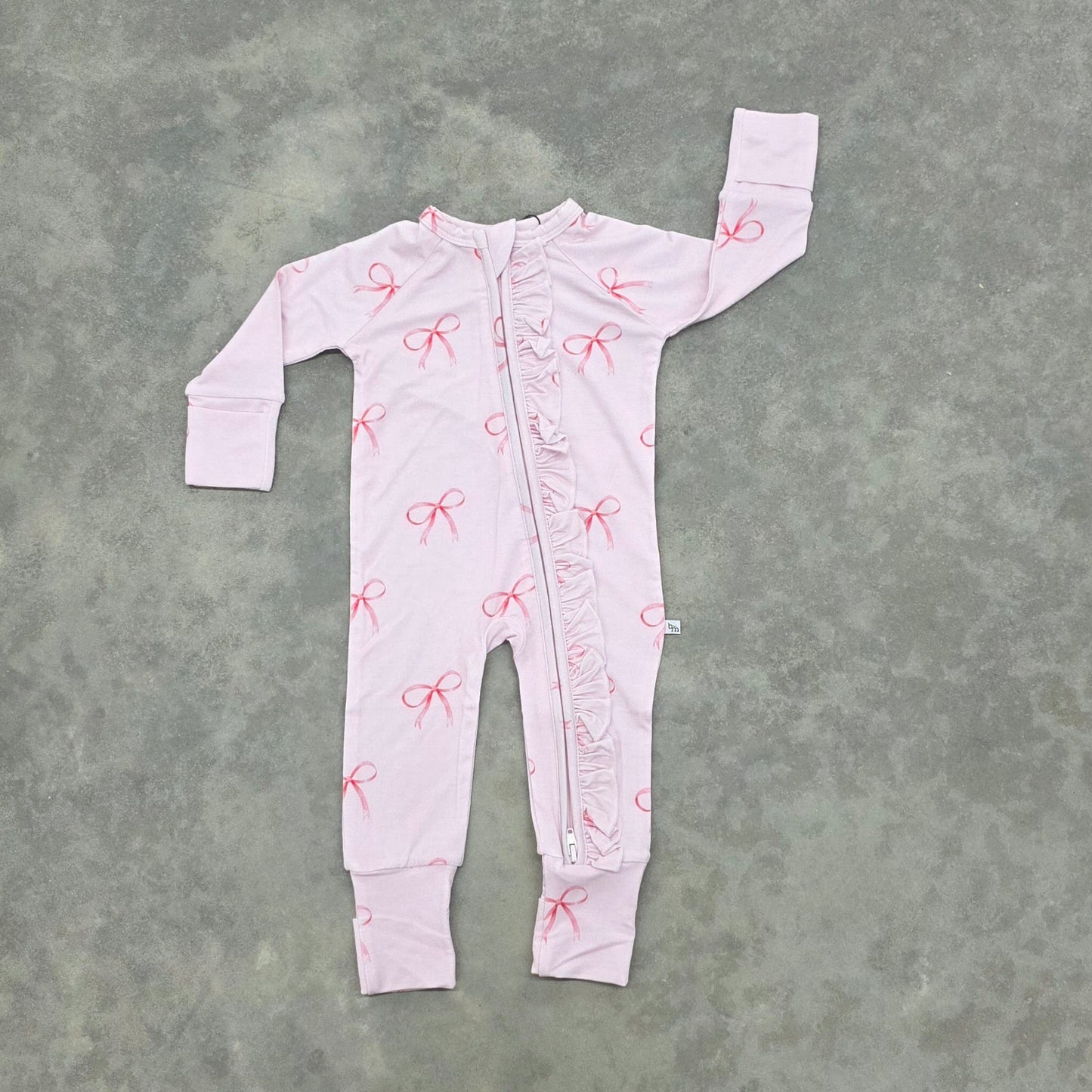 Bows | Bamboo Zipper Ruffle Pajamas