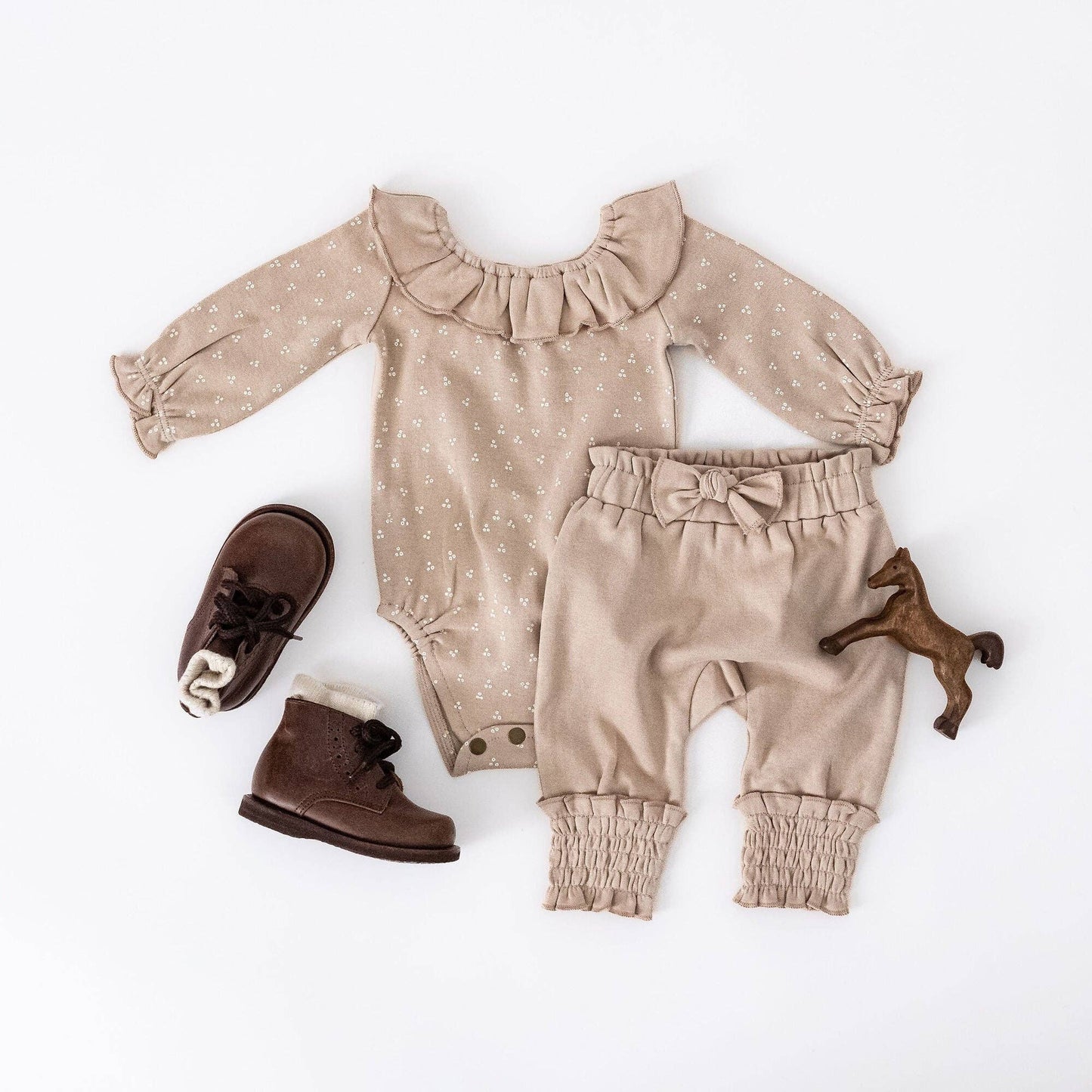 Organic Ruffle Neck Bodysuit in Oatmeal Dots