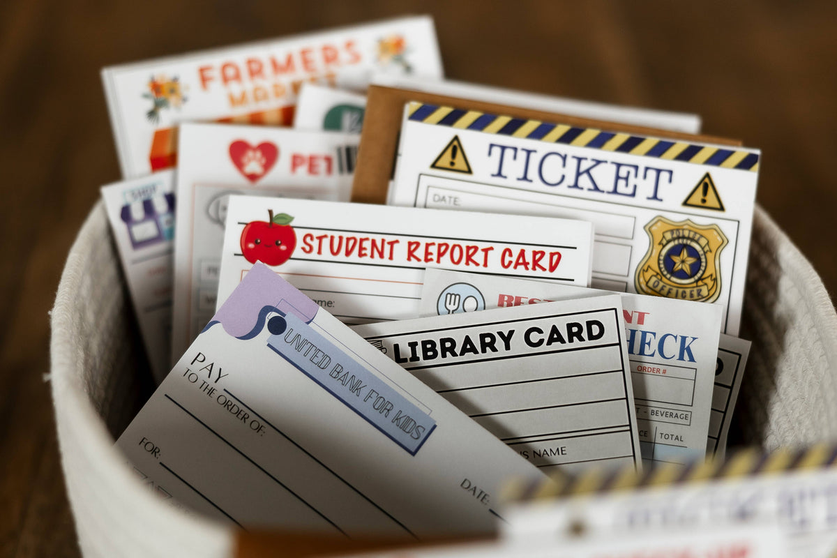 Pretend Play Teacher Report Card Notepad